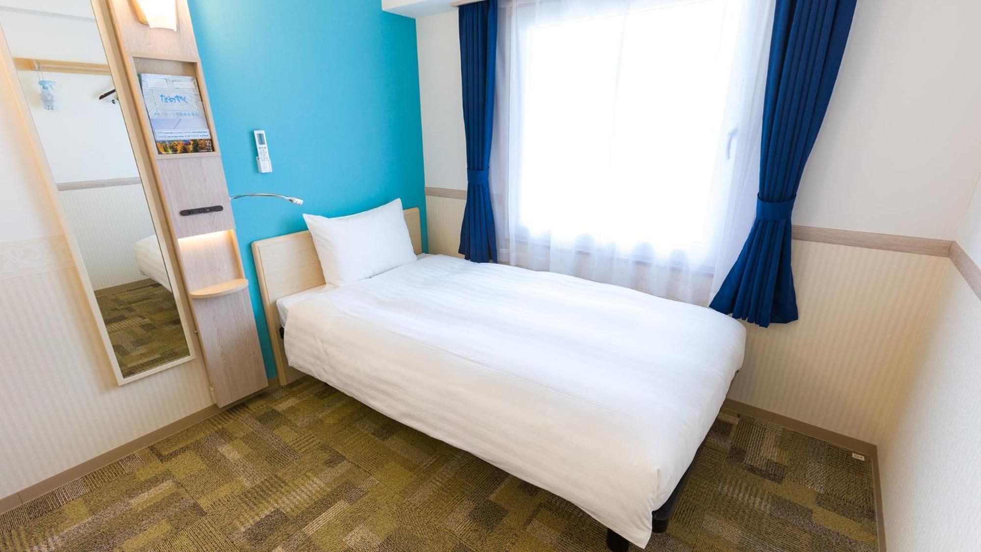 Toyoko Inn Tokyo Akishima-Eki Minami-Guchi الغرفة الصورة